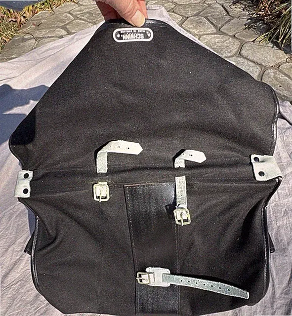 VINTAGE 1971 MADE IN ENGLAND SCHWINN approved TOURING BAG Part No. 00 054